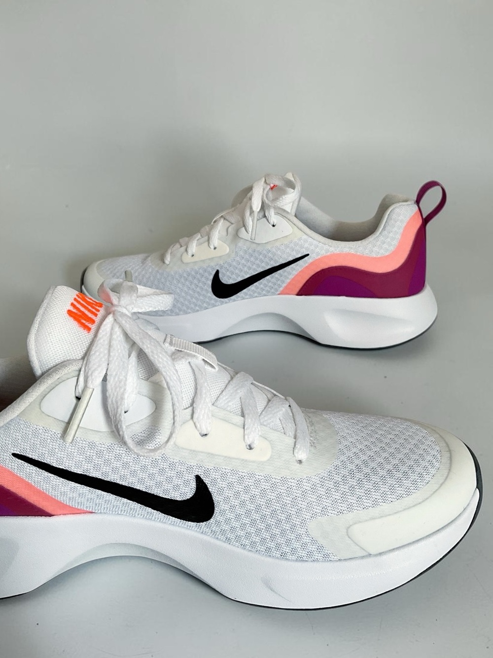Nike Crimson Cactus Flower Wearallday Sneaker, Size 8 - Picture 10 of 13
